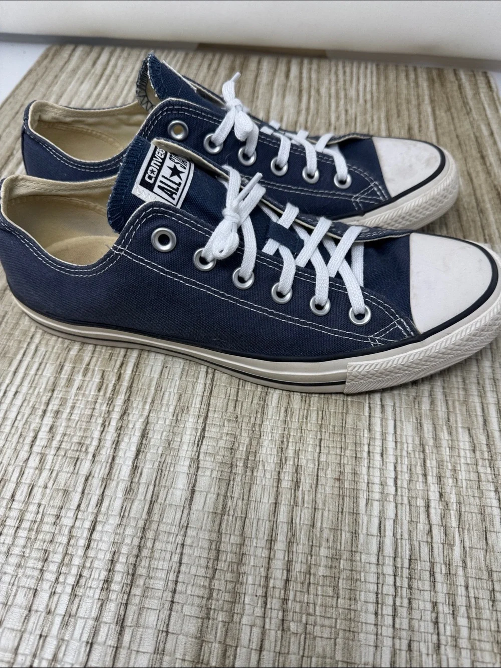 Converse Low Top